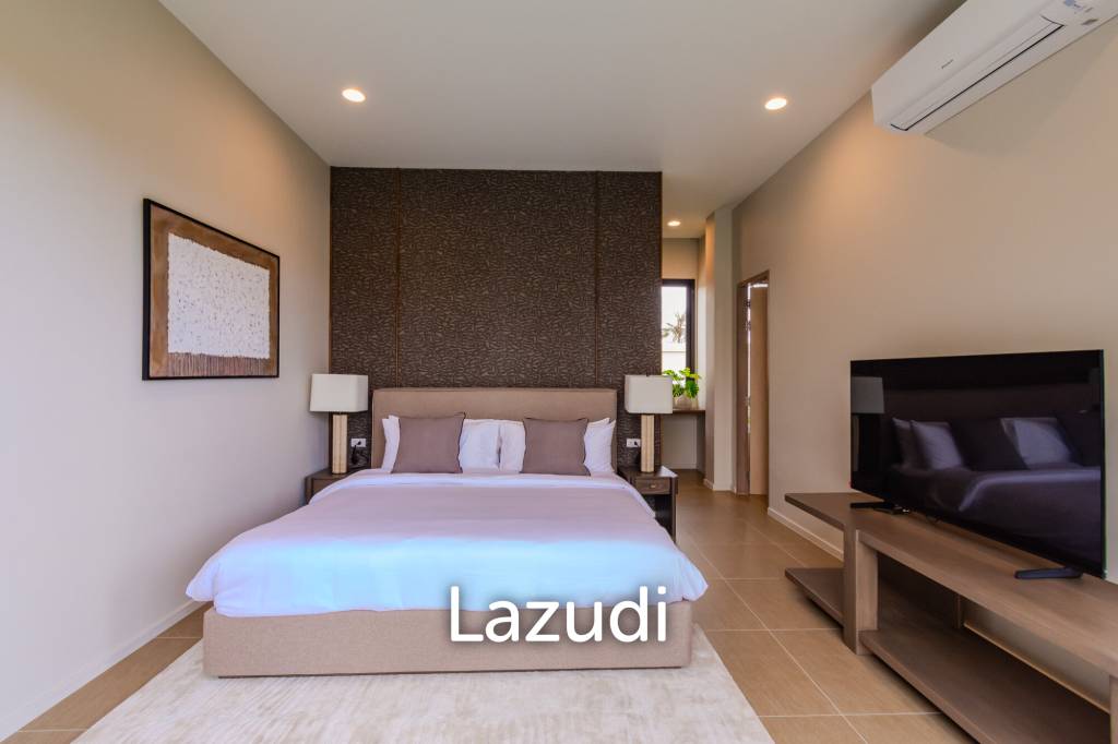 307 sqm modern pool villa in Thap Tai Hua Hin Issara Ville