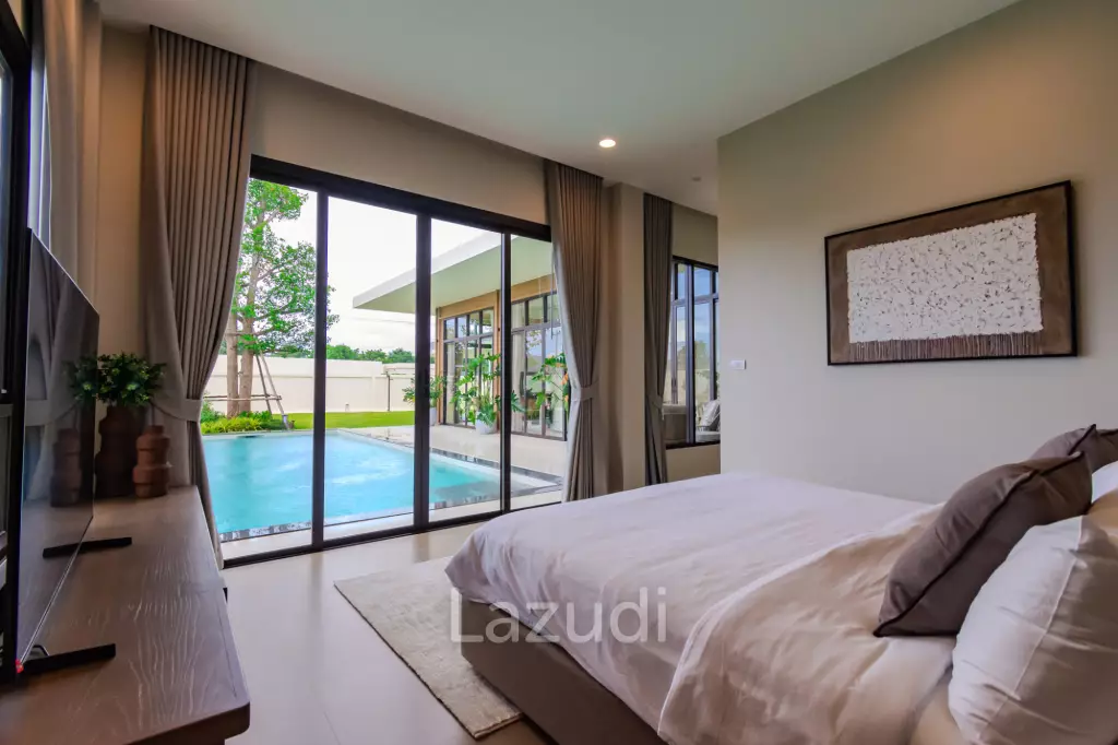 307 sqm modern pool villa in Thap Tai Hua Hin Issara Ville