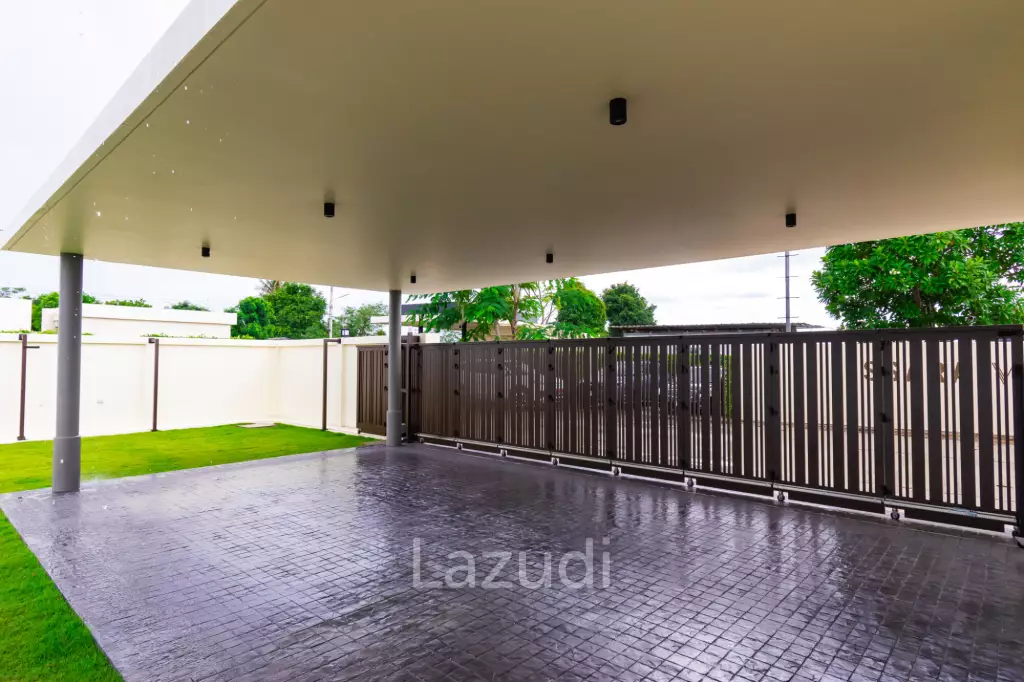 307 sqm modern pool villa in Thap Tai Hua Hin Issara Ville