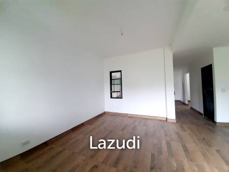 3 Bedrooms 90% Completed House for Sale at Rim Kok