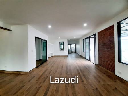 3 Bedrooms 90% Completed House for Sale at Rim Kok