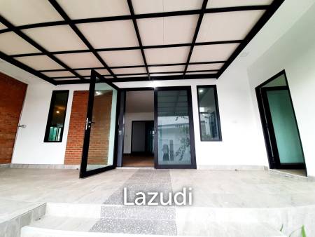 3 Bedrooms 90% Completed House for Sale at Rim Kok