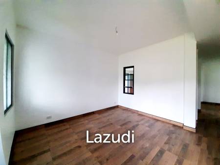 3 Bedrooms 90% Completed House for Sale at Rim Kok