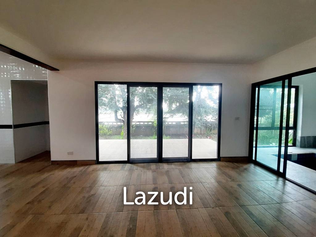 3 Bedrooms 90% Completed House for Sale at Rim Kok