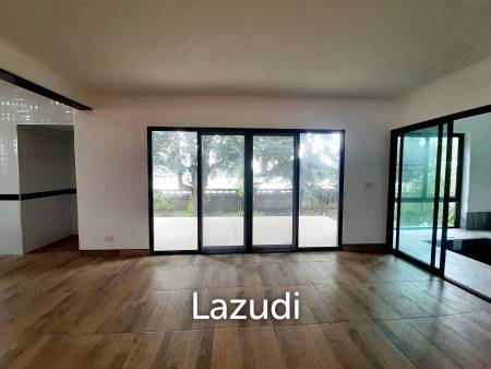 3 Bedrooms 90% Completed House for Sale at Rim Kok