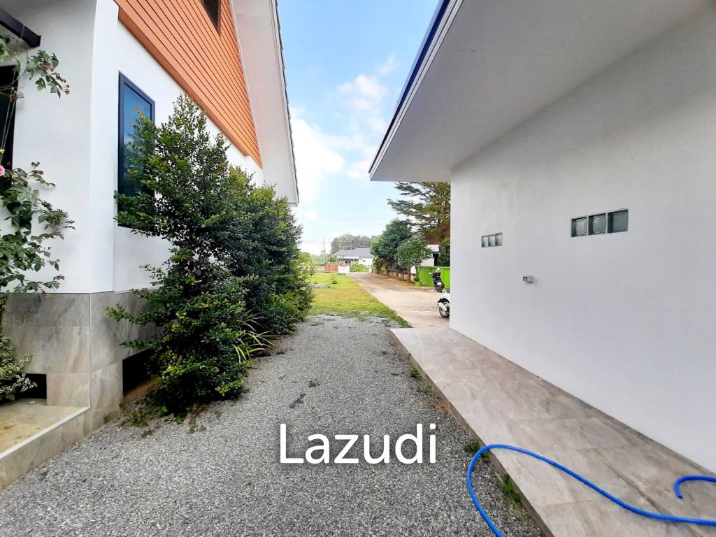 3 Bedrooms 90% Completed House for Sale at Rim Kok