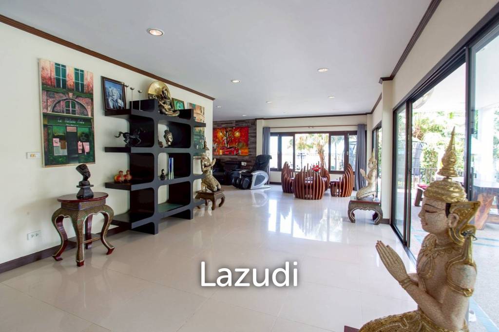 Luxurious 2 Storey 4 Bed Pool Villa at Hua Hin 88