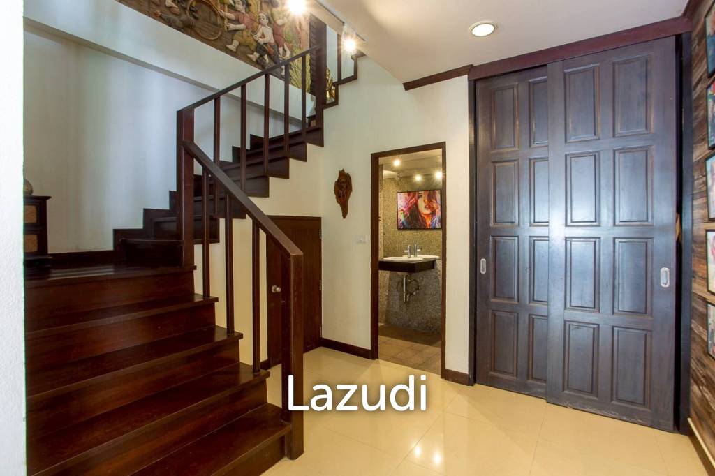 Luxurious 2 Storey 4 Bed Pool Villa at Hua Hin 88