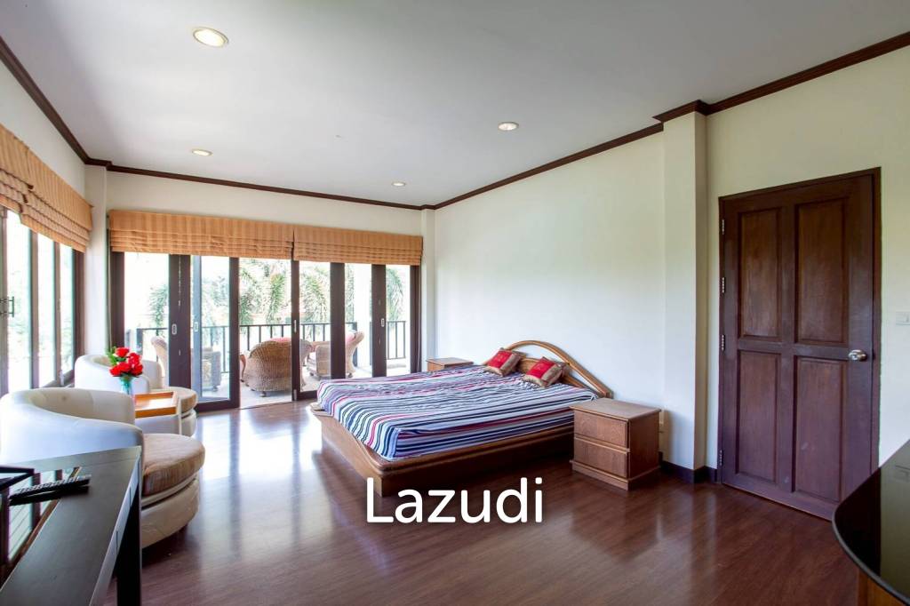 Luxurious 2 Storey 4 Bed Pool Villa at Hua Hin 88