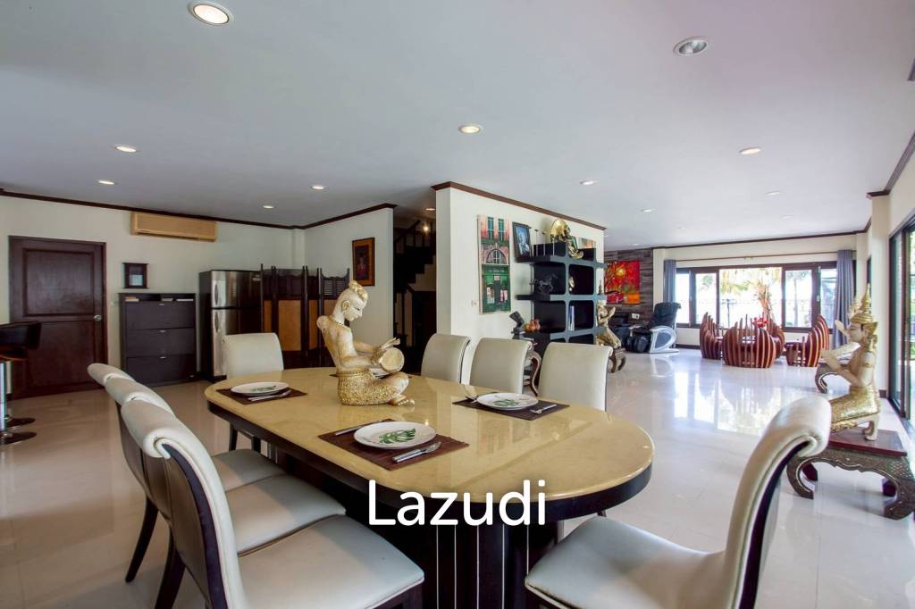 Luxurious 2 Storey 4 Bed Pool Villa at Hua Hin 88