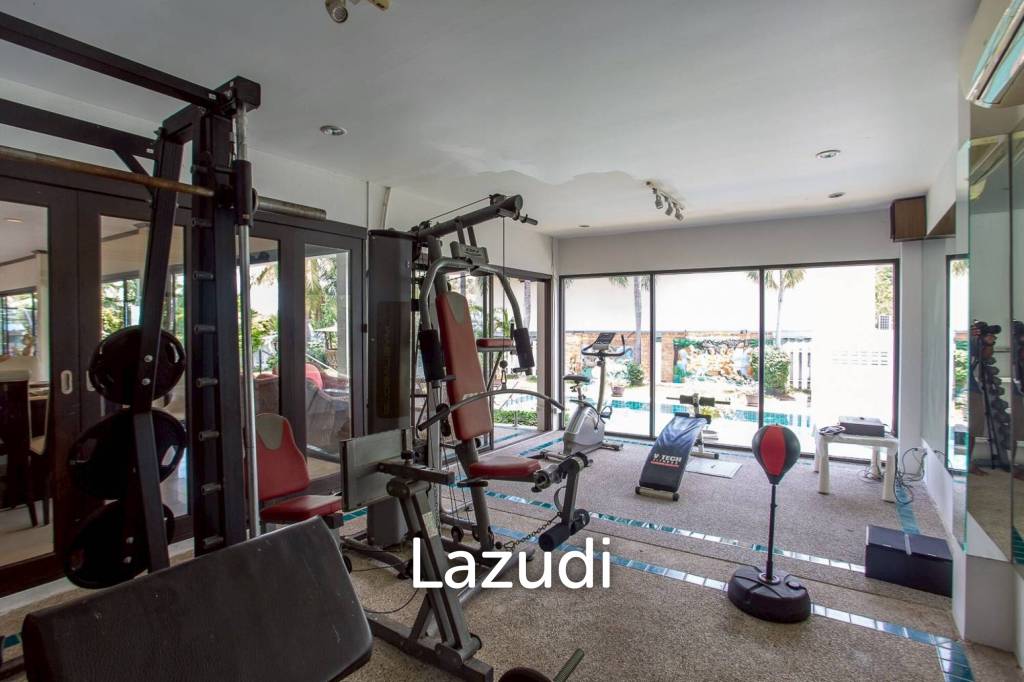 Luxurious 2 Storey 4 Bed Pool Villa at Hua Hin 88