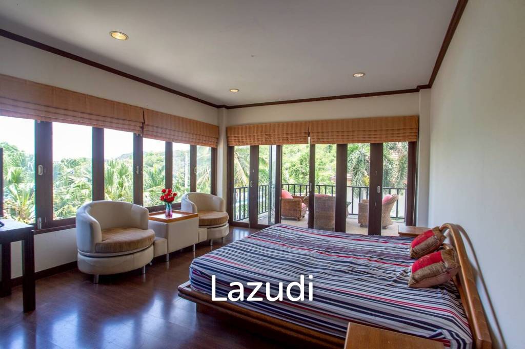 Luxurious 2 Storey 4 Bed Pool Villa at Hua Hin 88