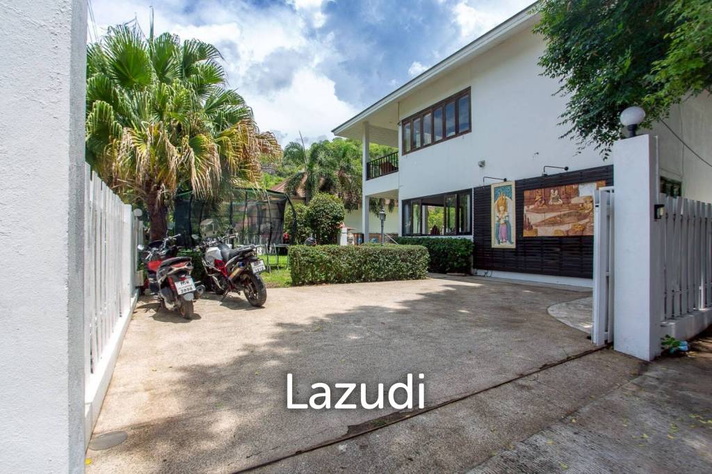 Luxurious 2 Storey 4 Bed Pool Villa at Hua Hin 88