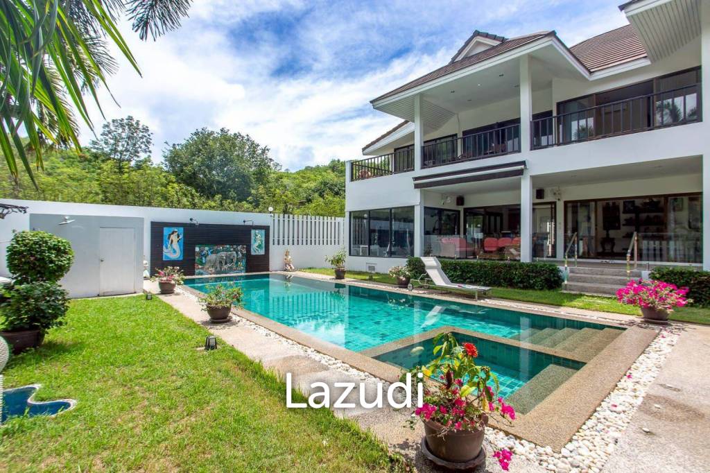 Luxurious 2 Storey 4 Bed Pool Villa at Hua Hin 88