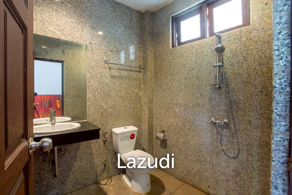 Luxurious 2 Storey 4 Bed Pool Villa at Hua Hin 88