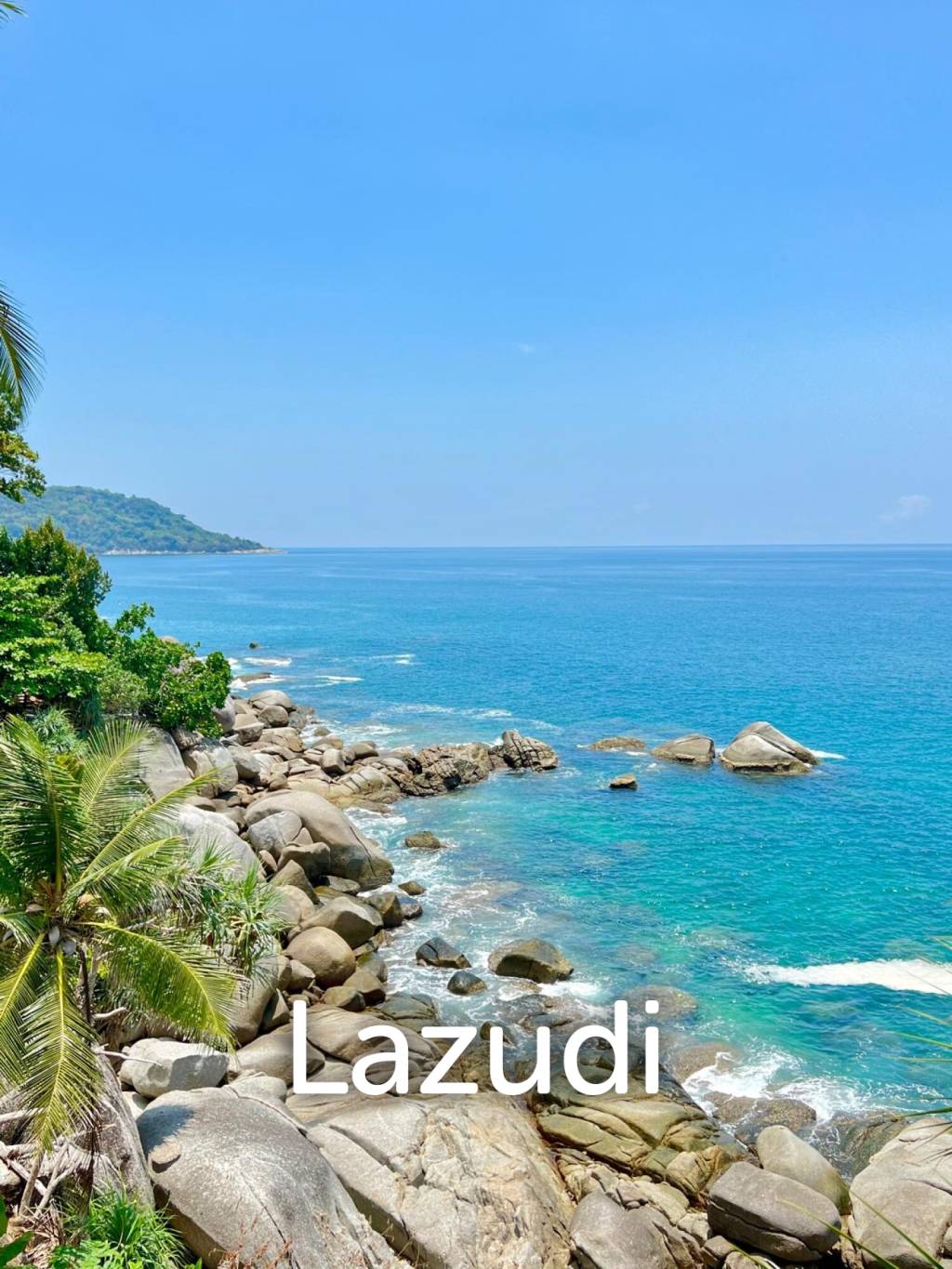 Luxurious 8 bed, 11 bath, Oceanfront Villa in Kata
