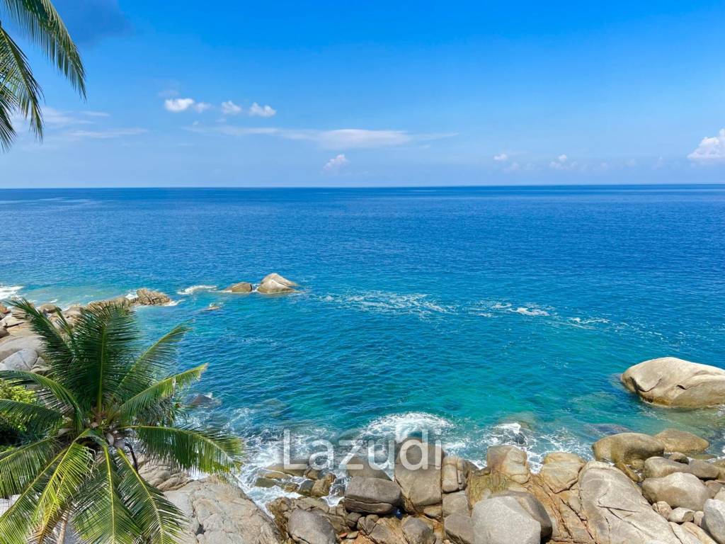 Luxurious 8 bed, 11 bath, Oceanfront Villa in Kata