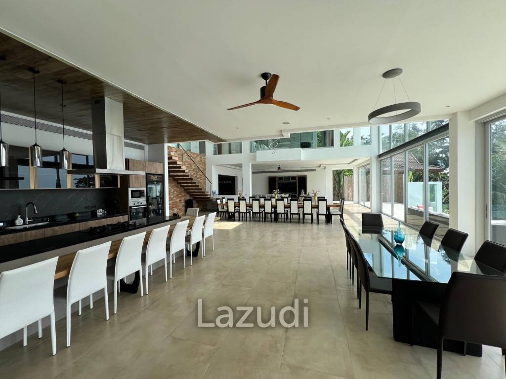 Luxurious 8 bed, 11 bath, Oceanfront Villa in Kata
