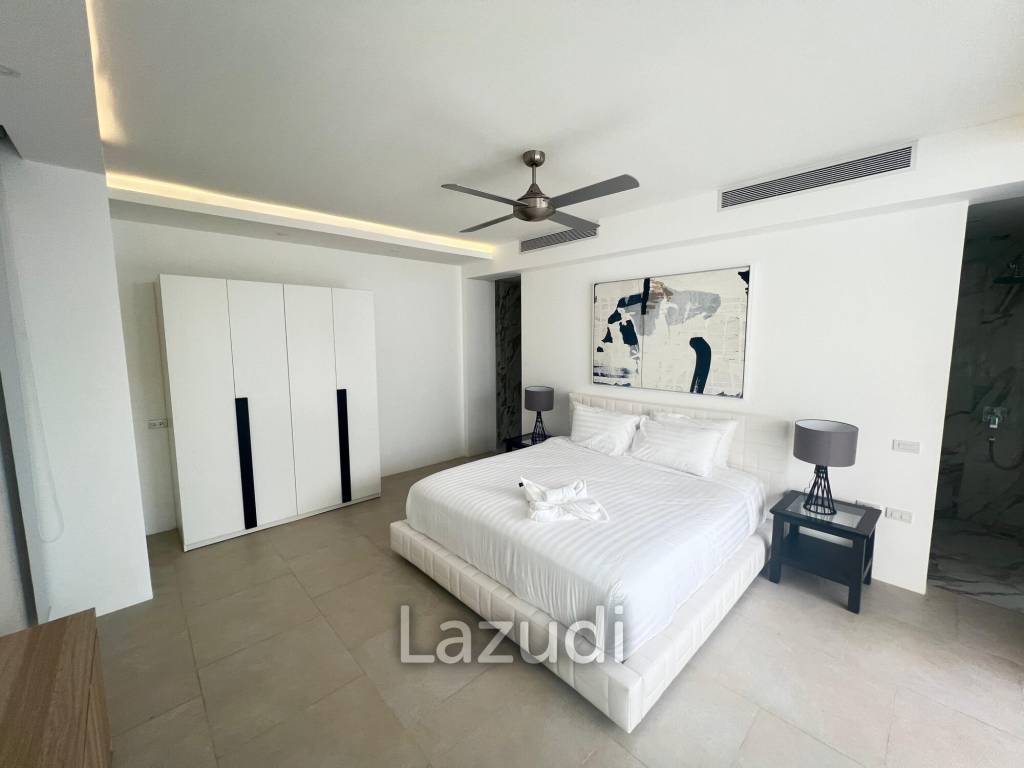 Luxurious 8 bed, 11 bath, Oceanfront Villa in Kata