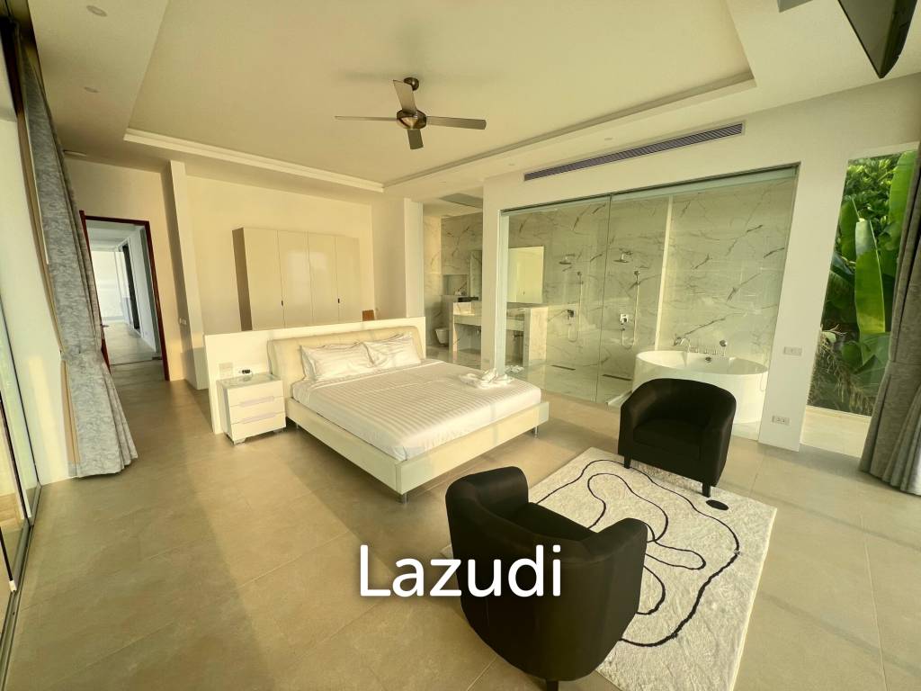 Luxurious 8 bed, 11 bath, Oceanfront Villa in Kata