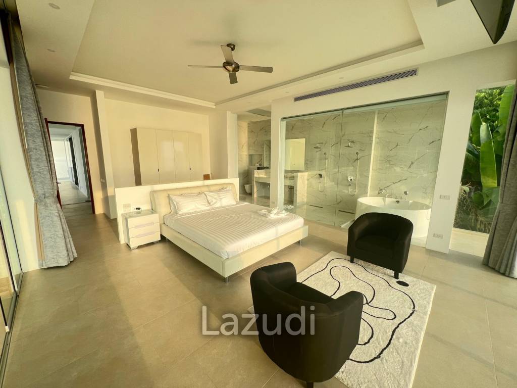 Luxurious 8 bed, 11 bath, Oceanfront Villa in Kata