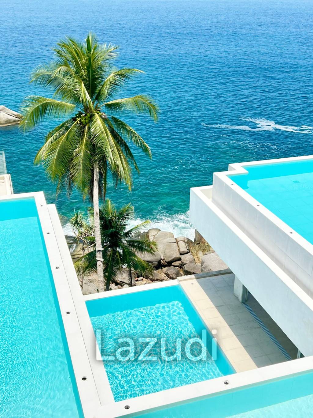 Luxurious 8 bed, 11 bath, Oceanfront Villa in Kata