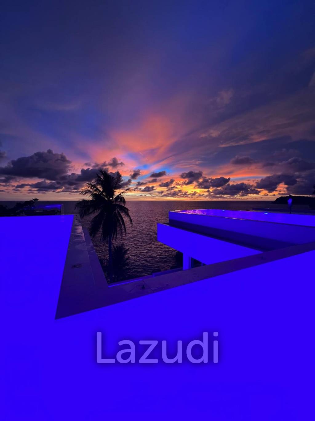 Luxurious 8 bed, 11 bath, Oceanfront Villa in Kata