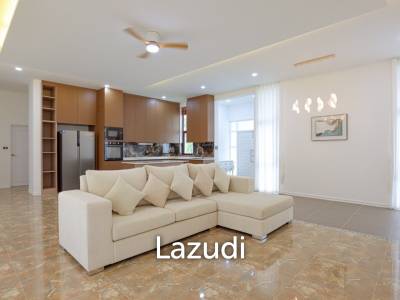 Golf Village: 4-Bedroom Villa with Pool in Hua Hin