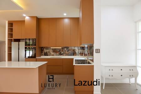 ขายบ้าน 4 ห้องนอนพร้อมสระว่ายน้ำในโครงการกอล์ฟวิลเลจ หัวหิน