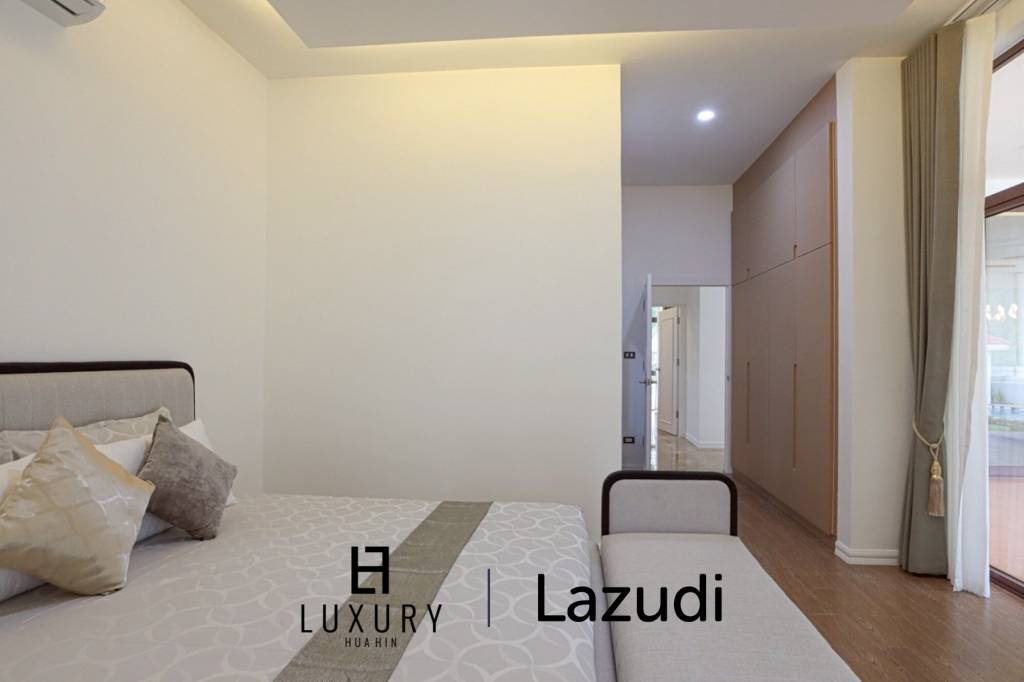 ขายบ้าน 4 ห้องนอนพร้อมสระว่ายน้ำในโครงการกอล์ฟวิลเลจ หัวหิน