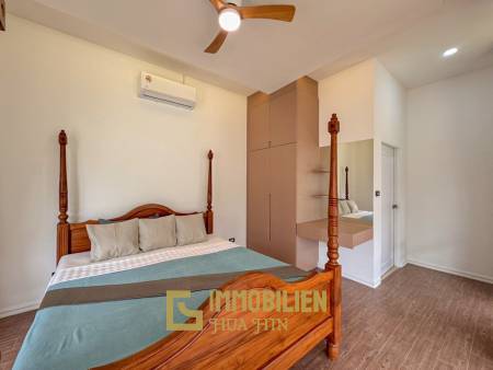 ขายบ้าน 4 ห้องนอนพร้อมสระว่ายน้ำในโครงการกอล์ฟวิลเลจ หัวหิน