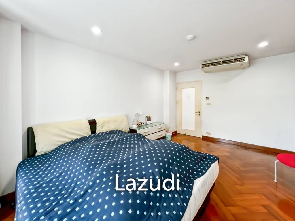 For Sale : Charming  2-Bedroom Condo in Baan Chai Talay Hua Hin