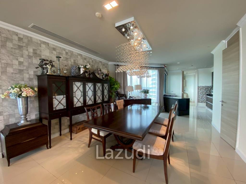 3 Beds 3 Baths 218 SQ.M. Reflection Jomtien Beach Pattaya