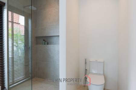 3 Bad 3 Bath 232 SQ.M BelVida Estates Villa Suasana