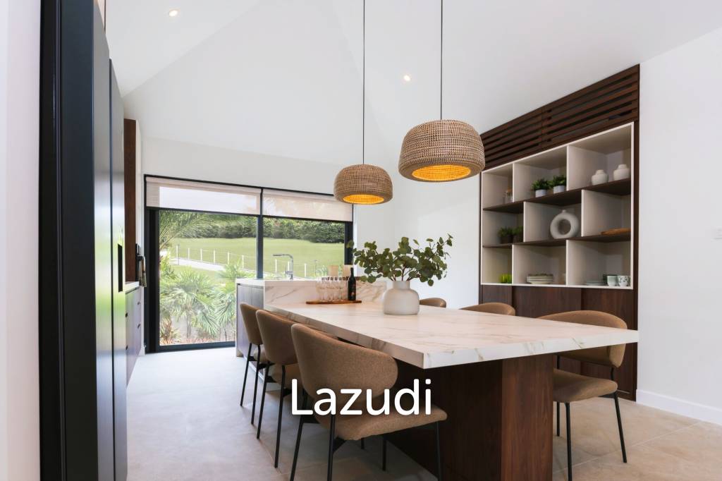 3 Bad 3 Bath 232 SQ.M BelVida Estates Villa Suasana