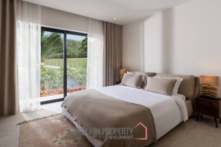 3 Bad 3 Bath 232 SQ.M BelVida Estates Villa Suasana