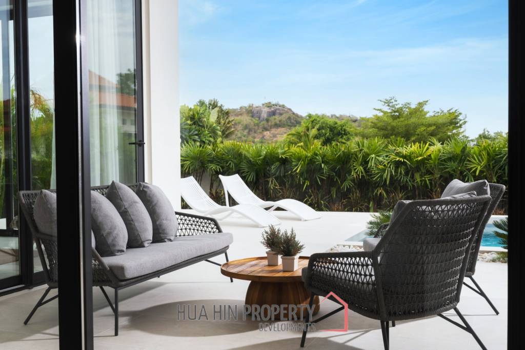 3 Bad 3 Bath 232 SQ.M BelVida Estates Villa Suasana