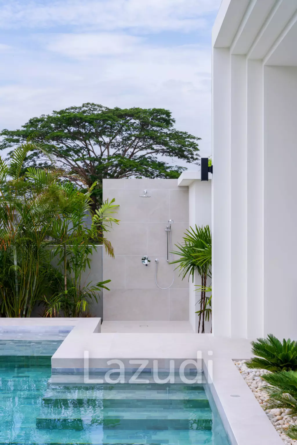 2 Bad 2 Bath 180 SQ.M BelVida Estates Villa Suasana