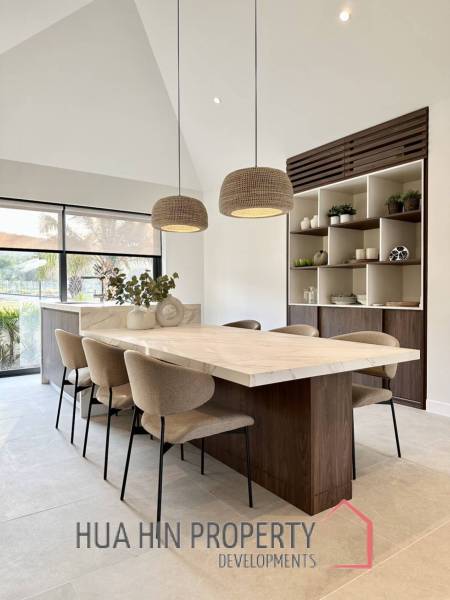 2 Bad 2 Bath 180 SQ.M BelVida Estates Villa Suasana