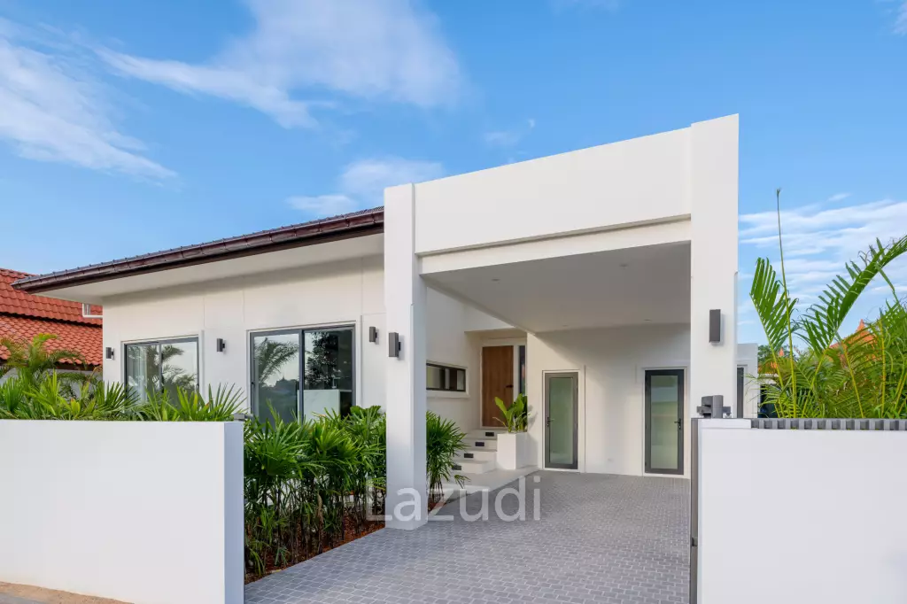 2 Bad 2 Bath 180 SQ.M BelVida Estates Villa Suasana