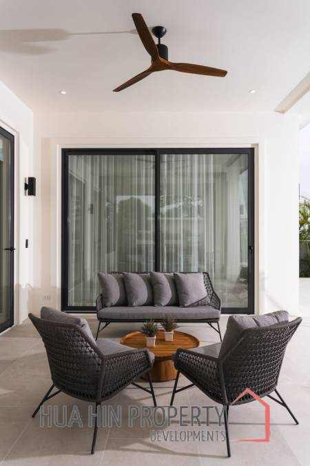 2 Bad 2 Bath 180 SQ.M BelVida Estates Villa Suasana