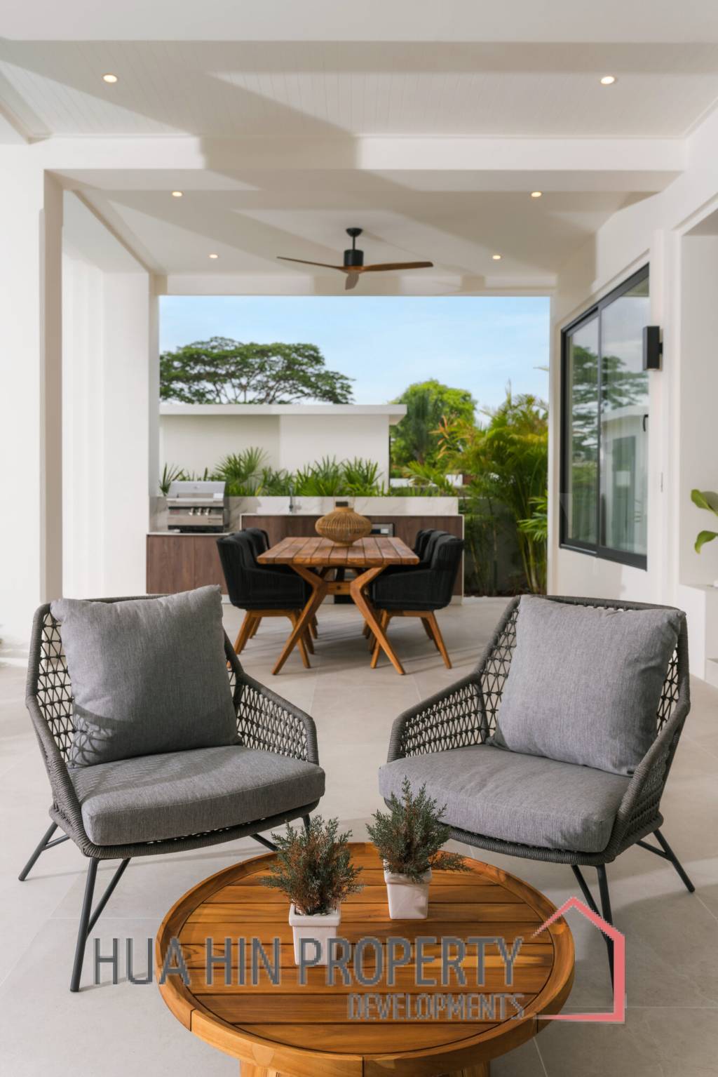 2 Bad 2 Bath 180 SQ.M BelVida Estates Villa Suasana