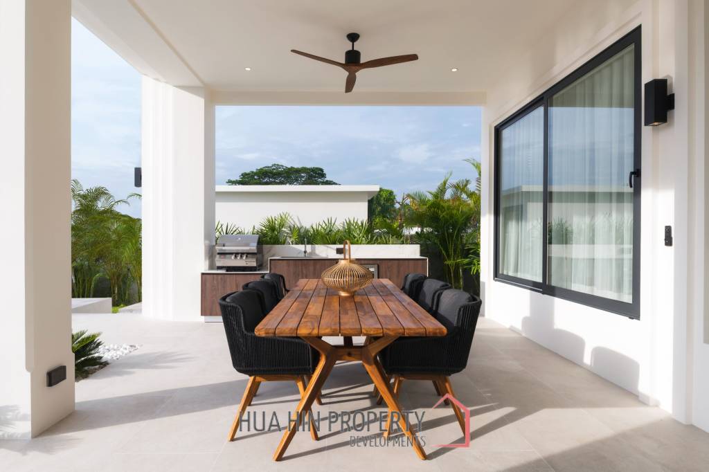 2 Bad 2 Bath 180 SQ.M BelVida Estates Villa Suasana