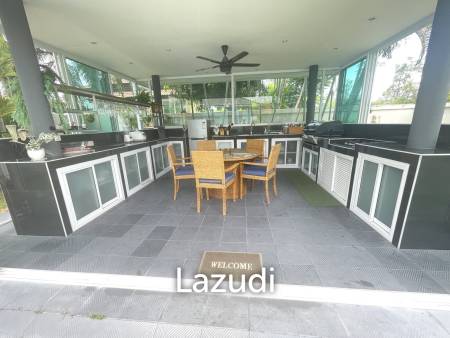 บ่อฝ้าย : วิลล่า 4 ห้องนอนที่ได้รับการปรับปรุงใหม่พร้อมสระว่ายน้ำขนาด 17x7 เมตร