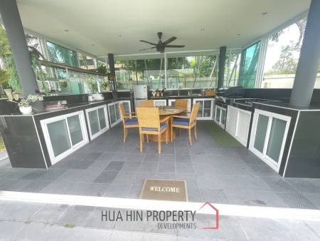 BO FAI: Renovated 4 bedroom villa with a 17x7 meter pool
