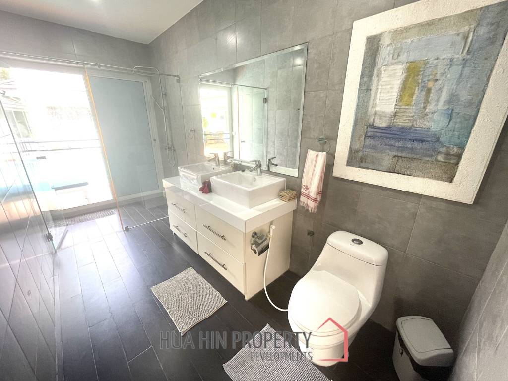 BO FAI: Renovated 4 bedroom villa with a 17x7 meter pool