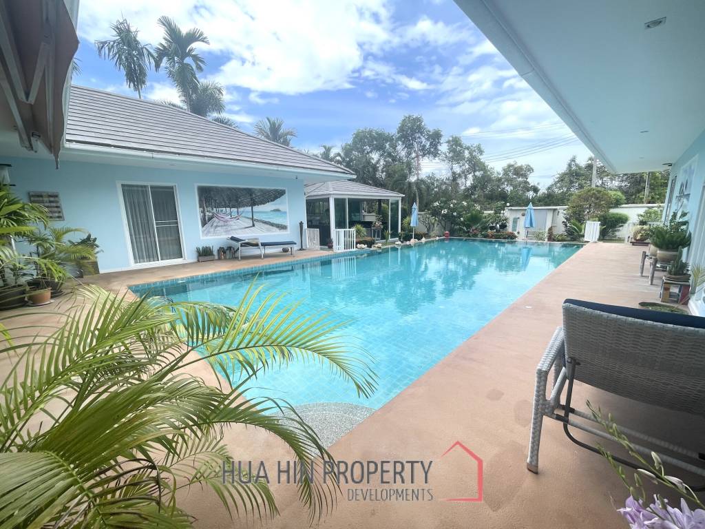 BO FAI: Renovated 4 bedroom villa with a 17x7 meter pool