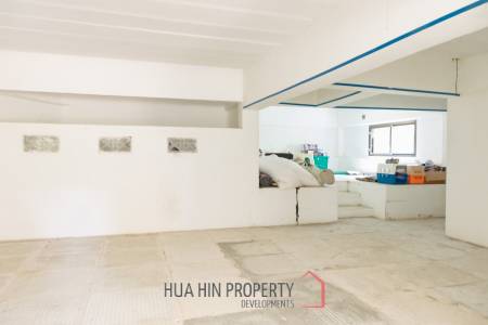 Charming 3-Bedroom Villa in Hua Hin Horizon