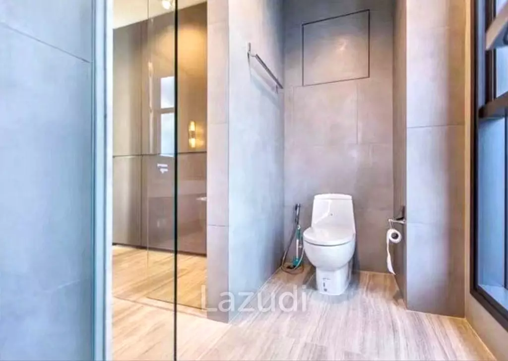 2 Bed 2 Bath 77 SQ.M The Diplomat Sathorn