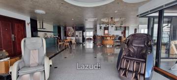 2 Beds 3 Baths 242 SQ.M. Baan Haad U Thong